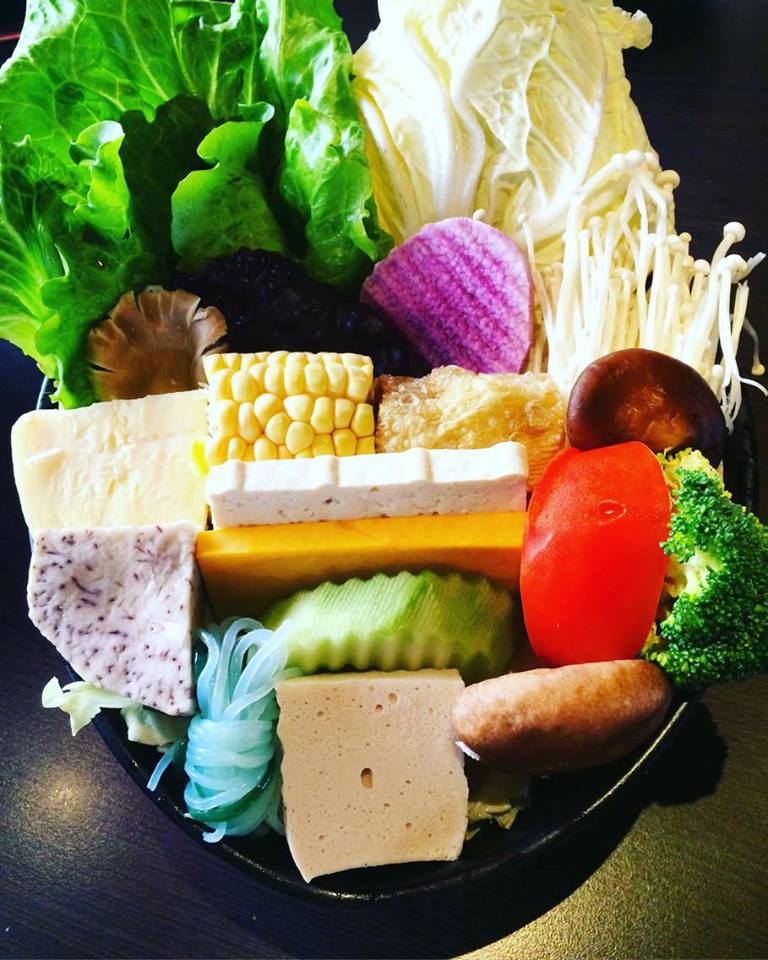 12966292_1748947608681566_233243564_n