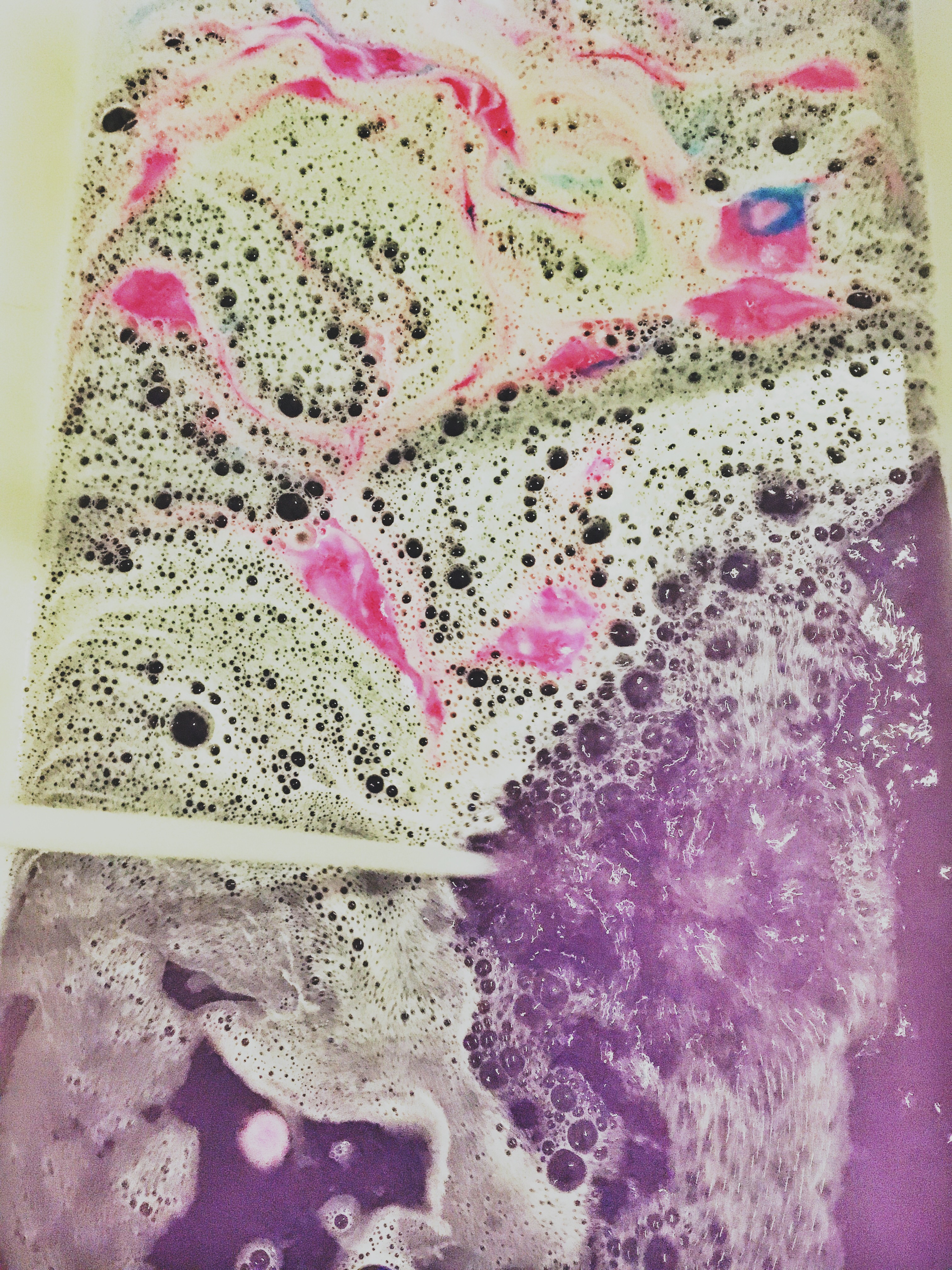 LUSH Halloween Bath Bombs – Product Review!