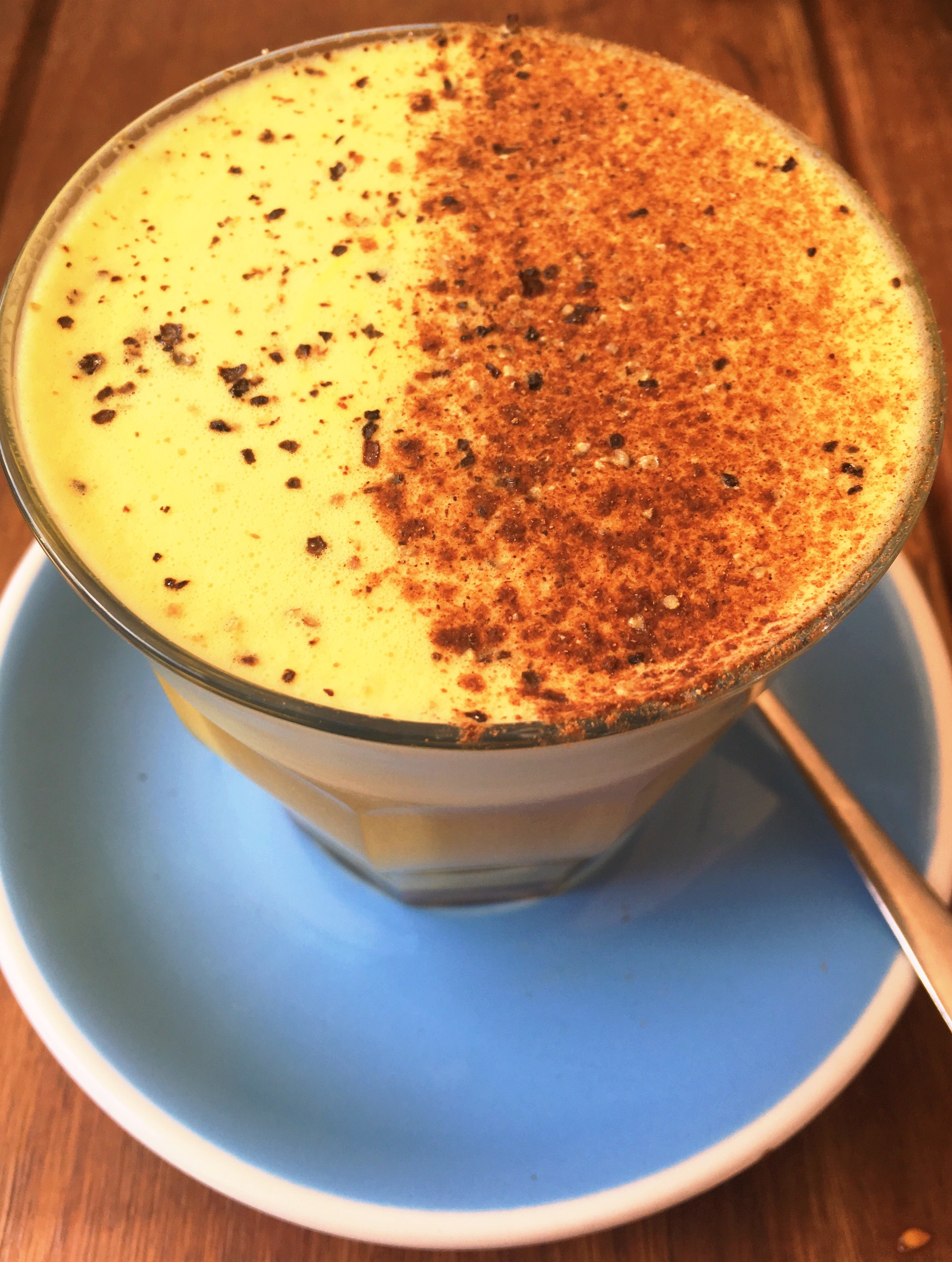 What I Eat In A Day Whilst Travelling (Vegan)