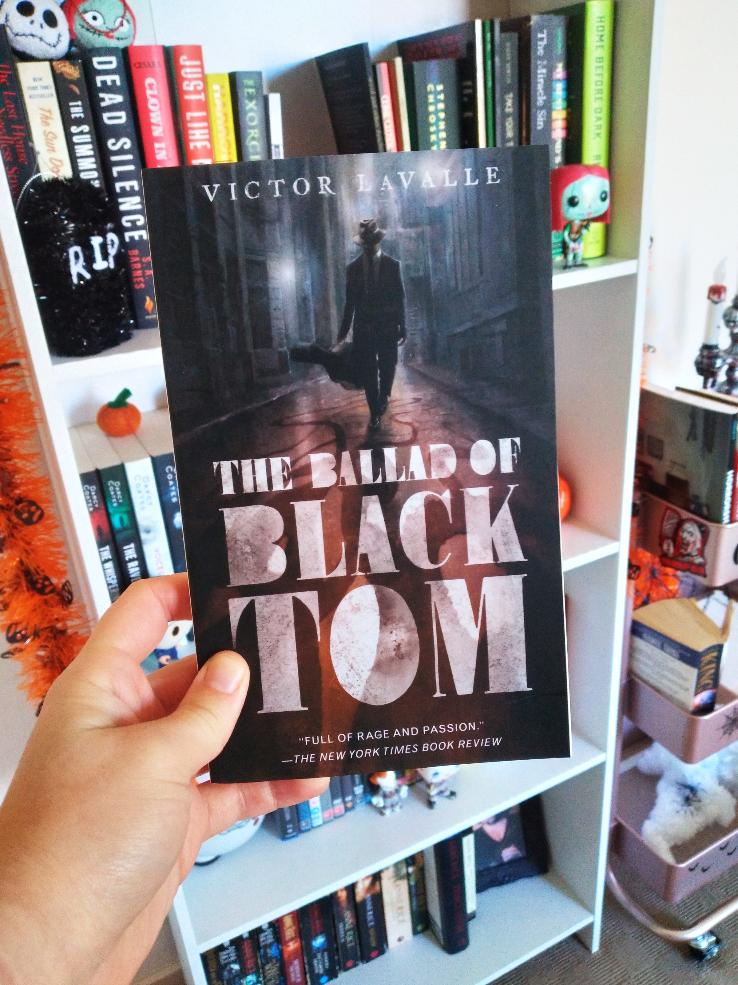 Black Resilience Booksta Challenge #16 – Read & Review A Sci-Fi, Fantasy Or Futurism Book By A Black Author